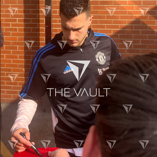 Framed Diogo Dalot Signed Manchester United Shirt Home 2022-23 [Modern]