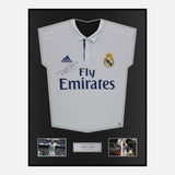 Framed Gareth Bale Signed Real Madrid Shirt 2016-17 Home [Modern]