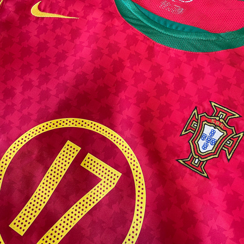 2004-06 Portugal Home Shirt Ronaldo 17 [Excellent] L