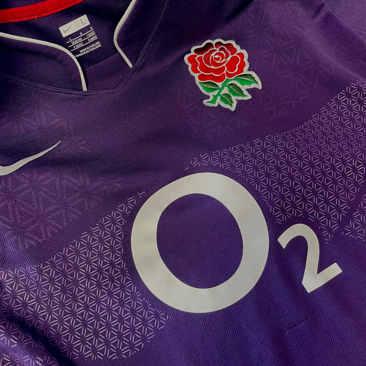 2009-10 England Rugby Away Shirt Pro Version [Excellent] L — Looking after your England Rugby Away jersey | The Vault