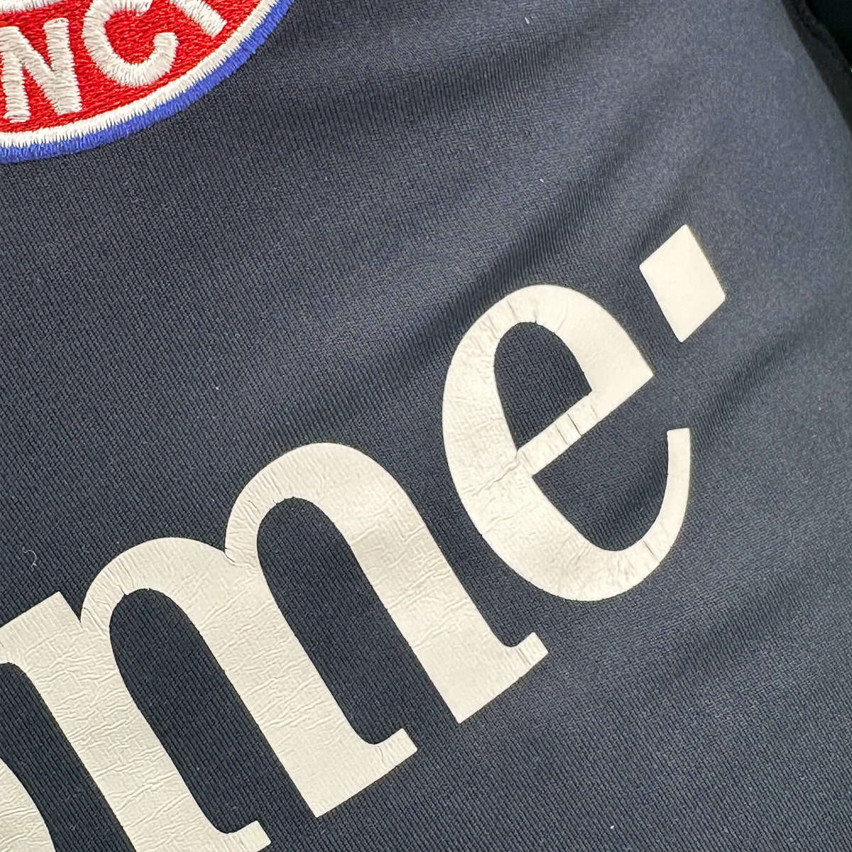 2008-09 Bayern Munich Away Shirt Toni 9 [Excellent] M — Looking after your Bayern Munich Away jersey | The Vault