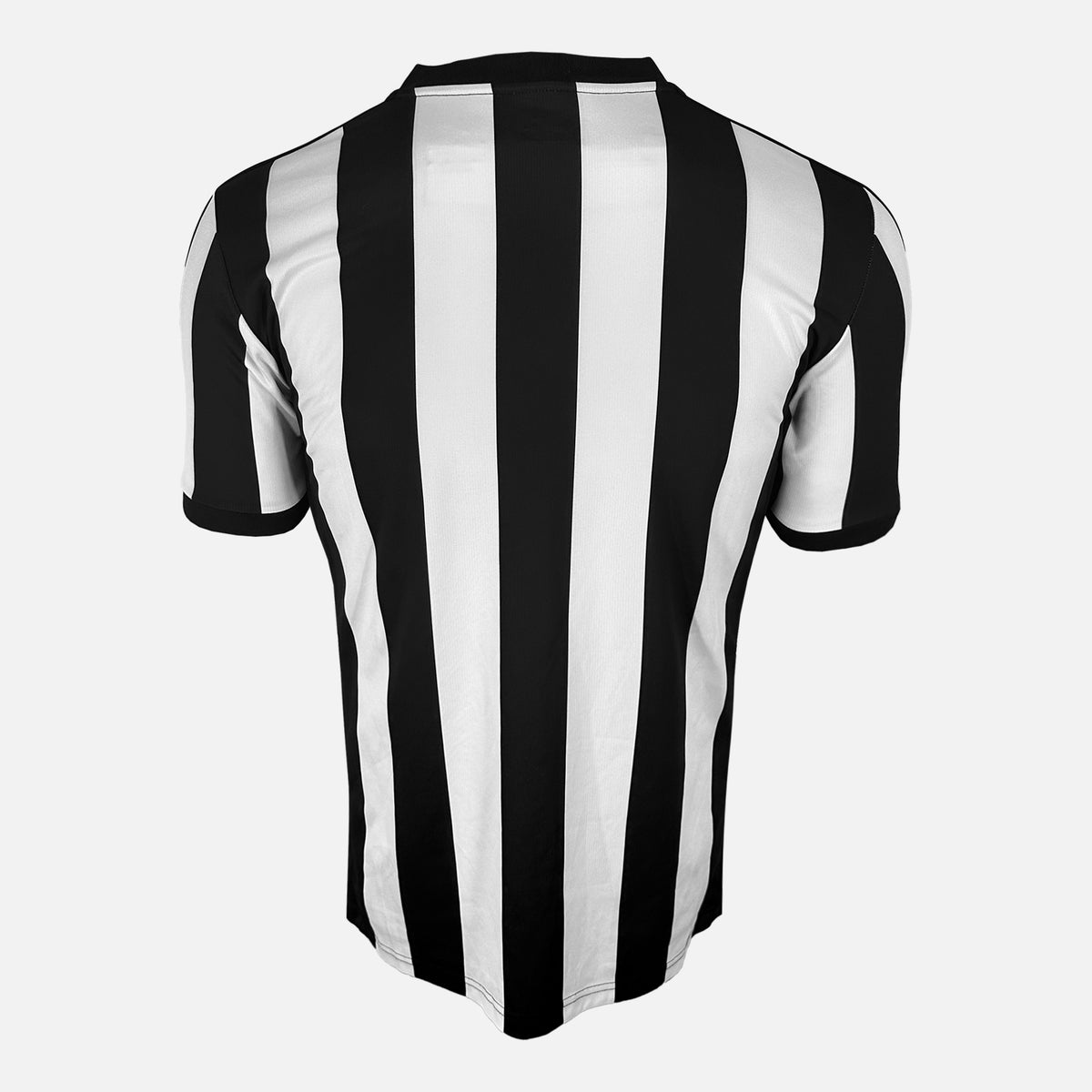 2017-18 Newcastle United Home Shirt [Perfect] M — Looking after your Newcastle United Home jersey | The Vault