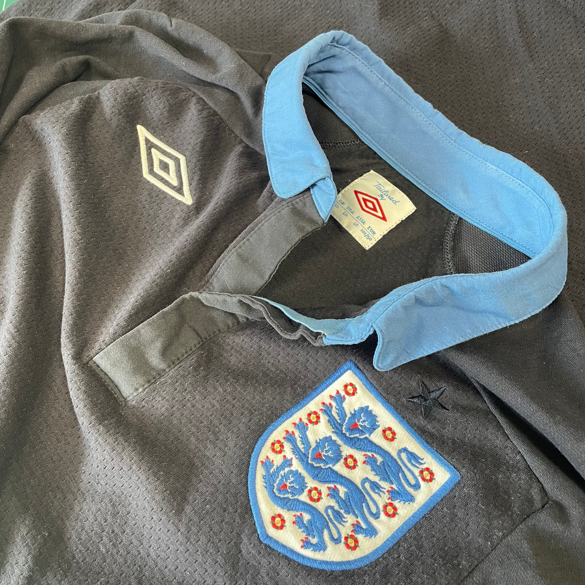 2011-12 England Away Shirt [Good] — Looking after your England Away jersey | The Vault