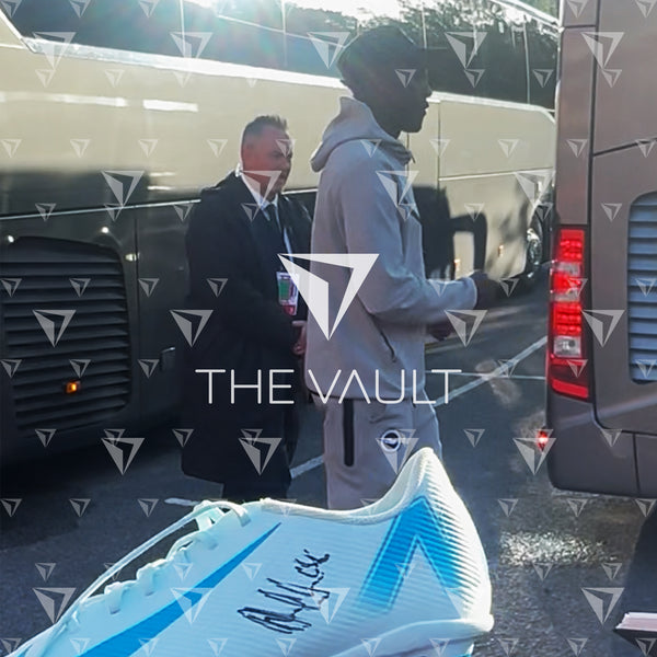 Danny Welbeck Signed Football Boot Nike Mercurial Vapor 16 [Left] – alternate view