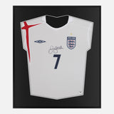 Framed David Beckham Signed England Home Shirt [Lite]