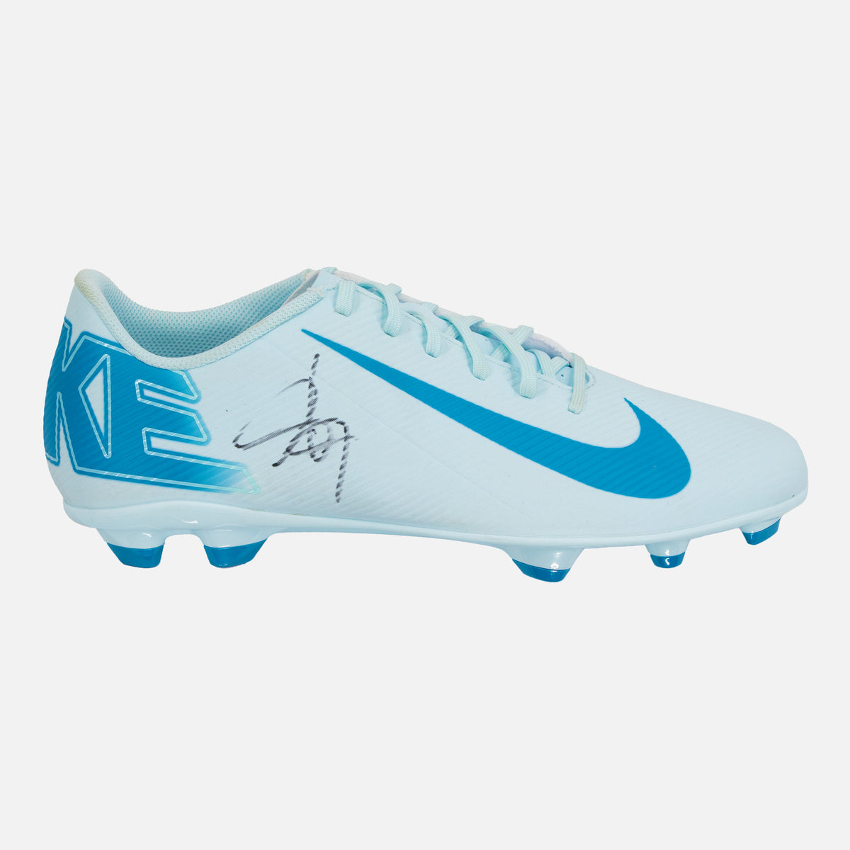 David Trezeguet Signed Football Boot Nike [Right] — Showcase and protect your signed Trezeguet football boot | The Vault