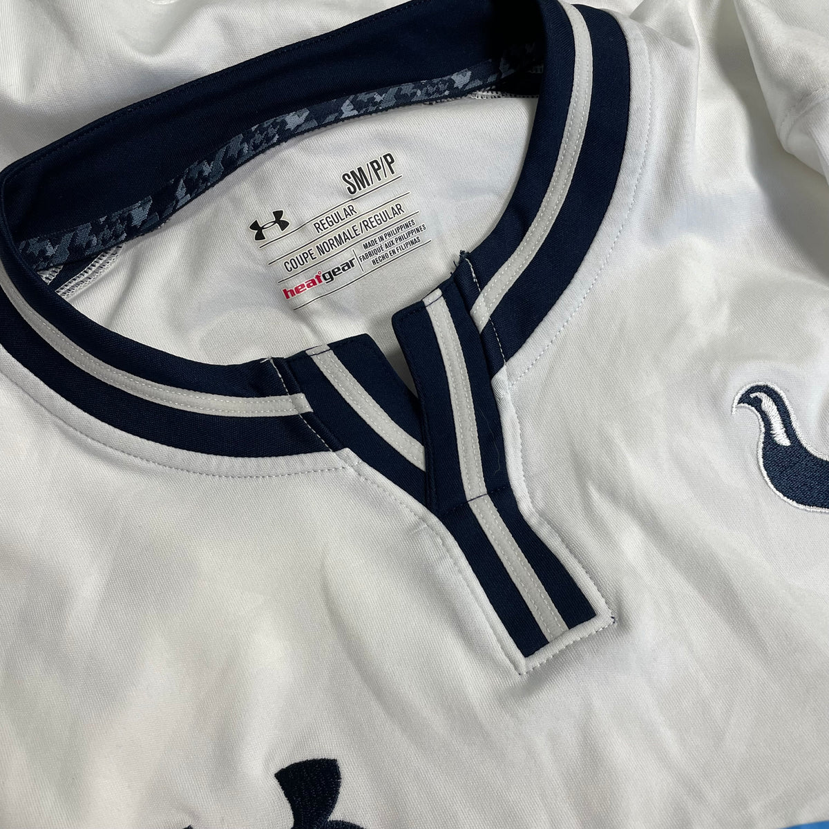 2013-14 Tottenham Hotspur Home Shirt Eriksen 23 long sleeve [Perfect] S — Looking after your Tottenham Hotspur Home jersey | The Vault