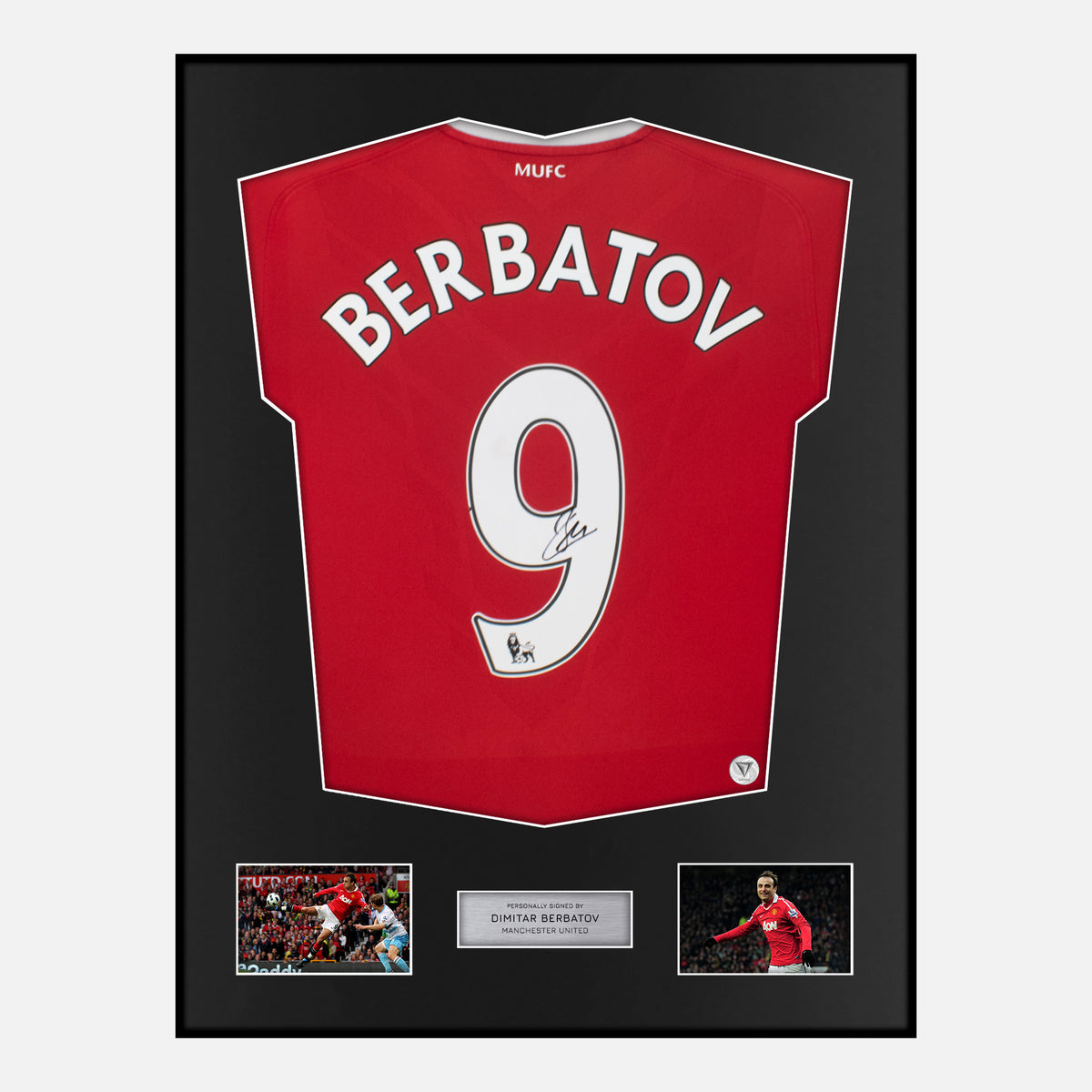 Framed Dimitar Berbatov Signed Manchester United Shirt 2010-11 Home [Classic] — Verified autograph with NFC and certificate | The Vault