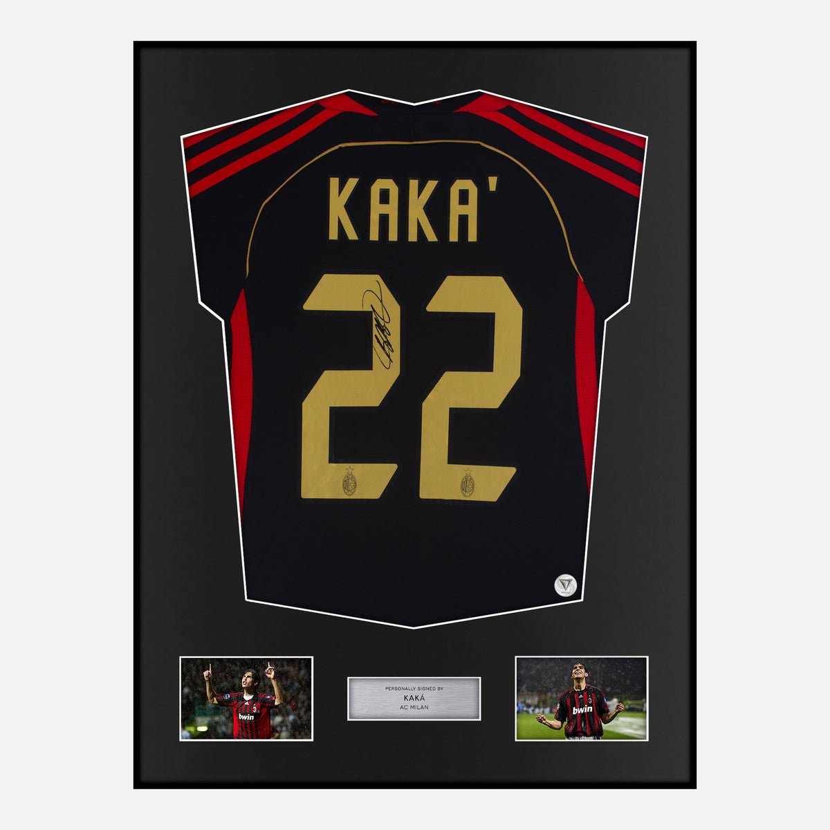 Framed Kaka Signed AC Milan Shirt Third away 2006-07 [Classic] — Verified autograph with NFC and certificate | The Vault