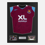 Framed Squad Signed West Ham United Shirt 2008-09 Home [Modern]