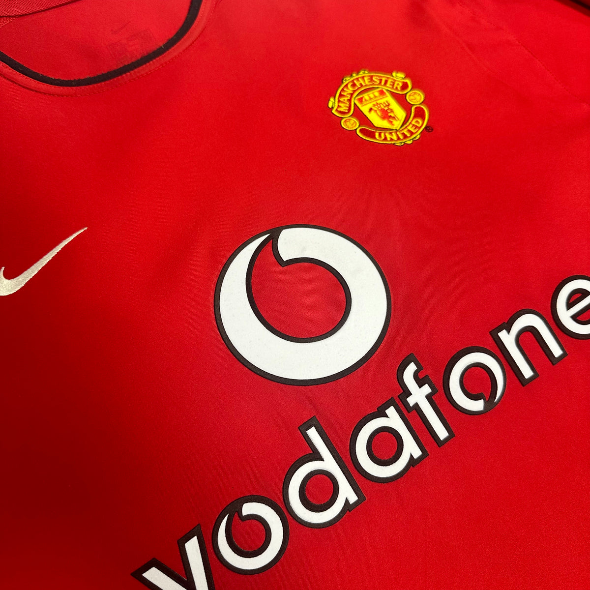 2002-04 Manchester United Home Shirt Van Nistelrooy 10 [Excellent] XL — Looking after your Manchester United Home jersey | The Vault