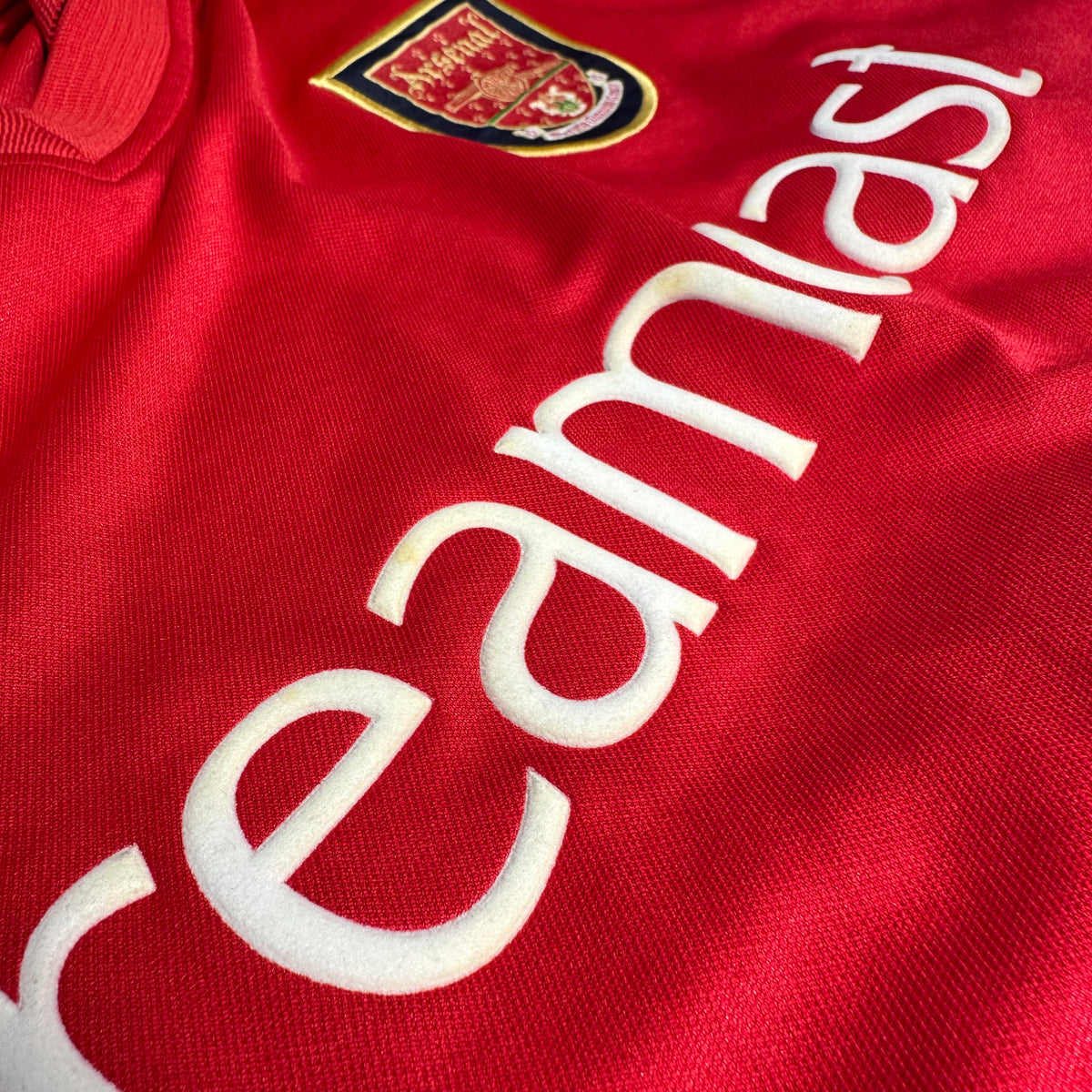 2000-02 Arsenal Home Shirt [Excellent] L — Looking after your Arsenal Home jersey | The Vault