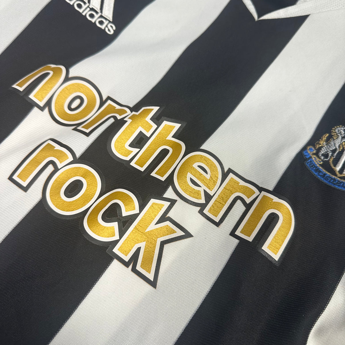 2005-07 Newcastle United Home Shirt Shearer 9 [Excellent] S — Looking after your Newcastle United Home jersey | The Vault