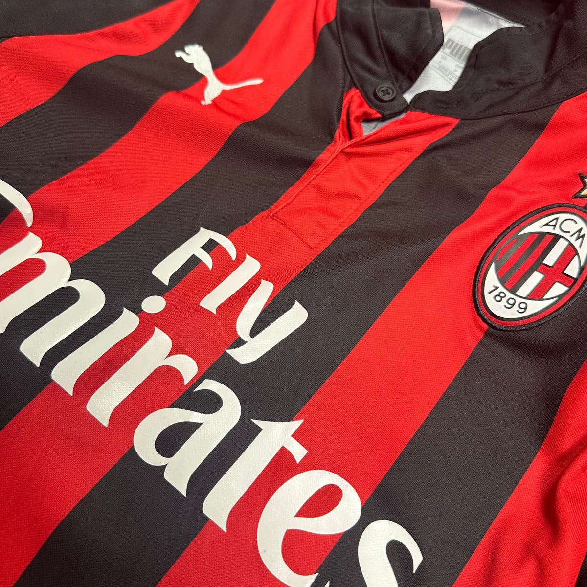 2018-19 AC Milan Home Shirt [Excellent] S — Looking after your AC Milan Home jersey | The Vault
