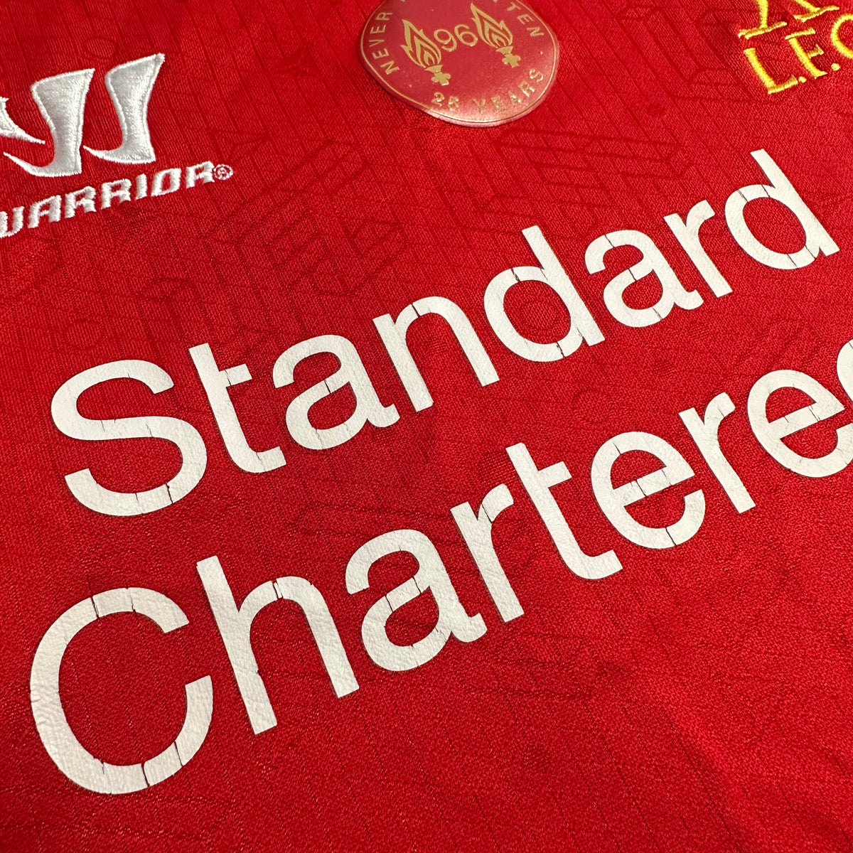 SHORT DE FOOTBALL JAUNE VINTAGE LIVERPOOL LFC WARRIOR 2014/15 SHORT DE FOOTBALL JAUNE VINTAGE LIVERPOOL LFC WARRIOR 2014/15