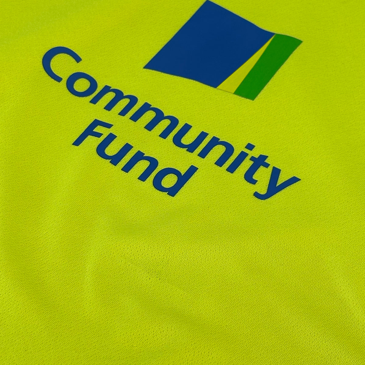 2016-17 Norwich City Home Shirt [Excellent] L — Looking after your Norwich City Home jersey | The Vault