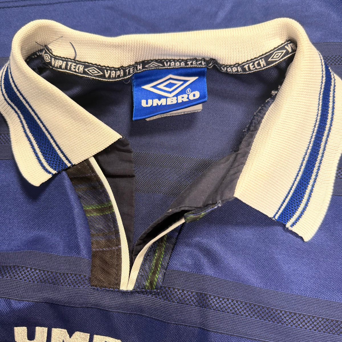 1998 Scotland Home Shirt, World Cup Collins 11 [Excellent] L — How we grade our retro Scotland shirts | The Vault