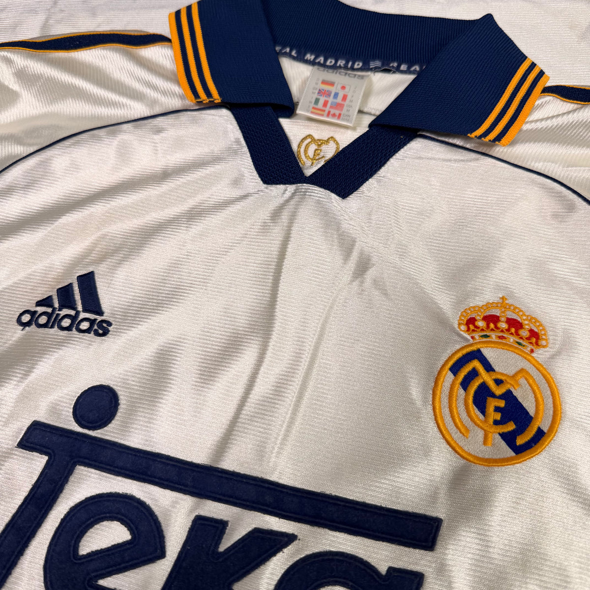 Real Madrid 1998-00 Home Shirt [Excellent] M — How we grade our retro Real Madrid shirts | The Vault