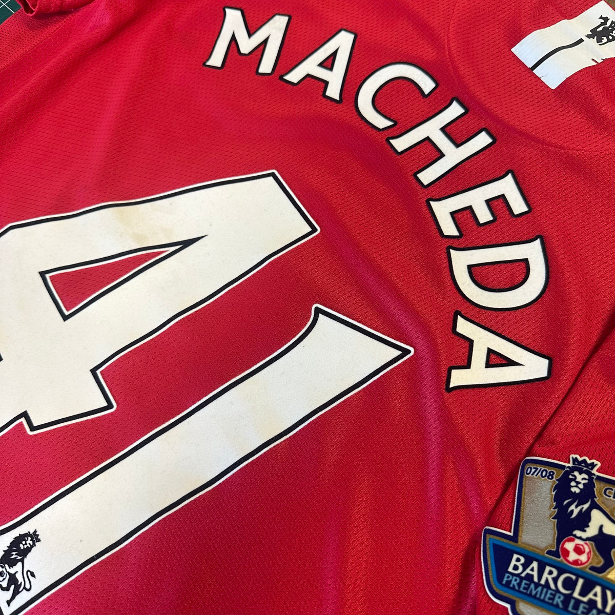 2007-09 Manchester United Home Shirt Macheda 41 [Excellent] L — Looking after your Manchester United Home jersey | The Vault