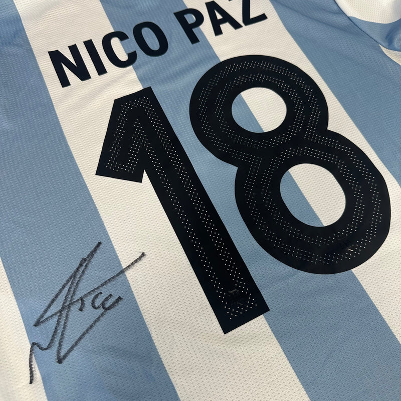 Crampons Nico Paz Du Real Madrid, Portés Et Signés - Édition Limitée (Sans Maillot)