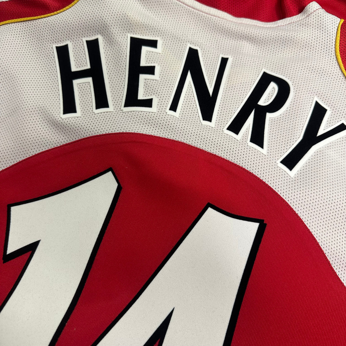 2004-05 Arsenal Home Shirt Henry 14 [Good] XL — Looking after your Arsenal Home jersey | The Vault