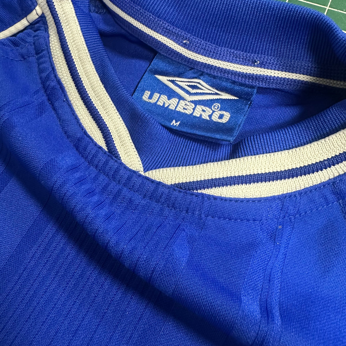 1999-01 Chelsea Home Shirt [Excellent] — How we grade our retro Chelsea shirts | The Vault