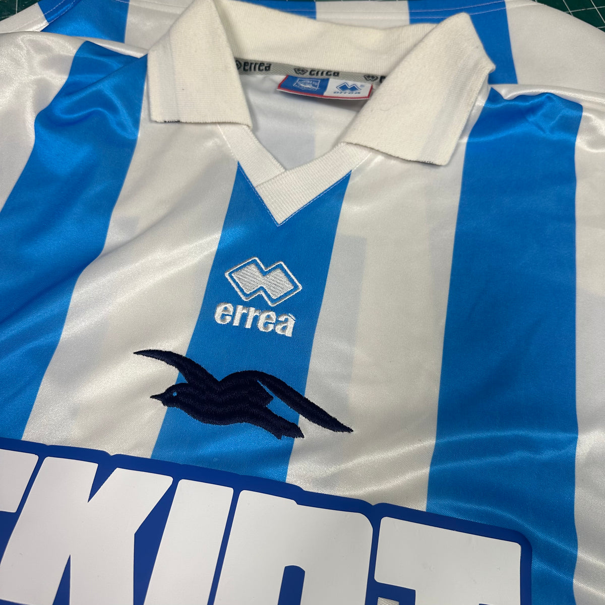 2004-06 Brighton & Hove Albion Home Shirt [Excellent] XXL — How we grade our retro Brighton & Hove Albion shirts | The Vault