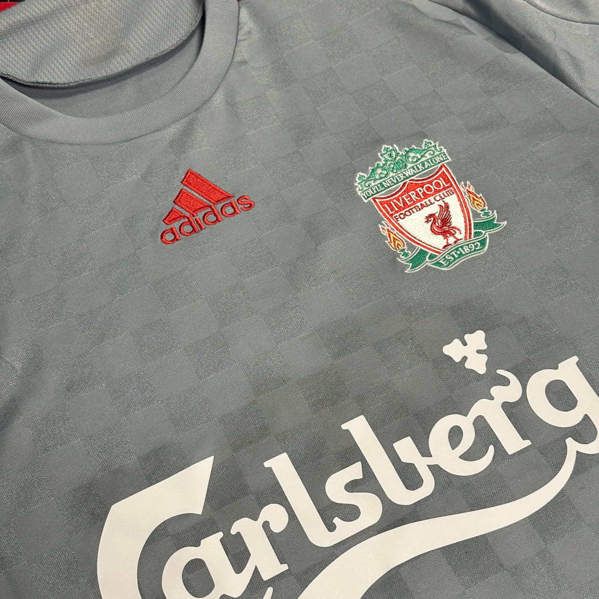 2008-09 Liverpool Away Shirt Gerrard 8 [Good] XL — Looking after your Liverpool Away jersey | The Vault