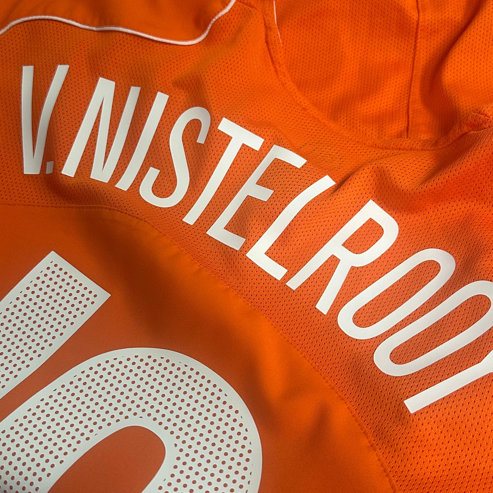 Netherlands 2004-06 Home Shirt V.Nistelrooy 10 | Total 90