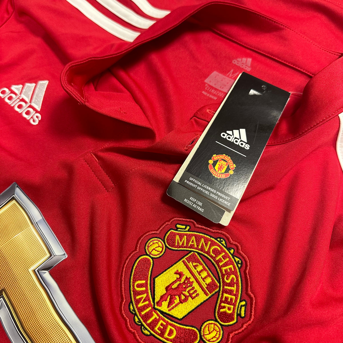 2017-18 Manchester United Home Shirt [New] M — Looking after your new Manchester United Home shirt | The Vault