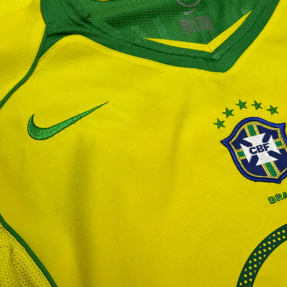 2004-06 Brazil Home Shirt Kaka 8 [Good] L — Looking after your Brazil Home jersey | The Vault