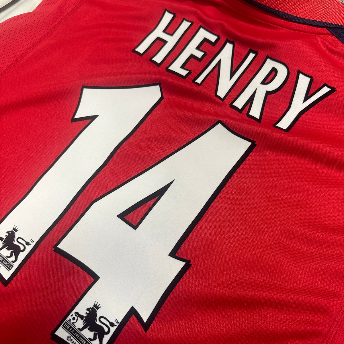 2000-02 Arsenal Home Shirt Henry 14 [Perfect] XXL — Looking after your Arsenal Home jersey | The Vault