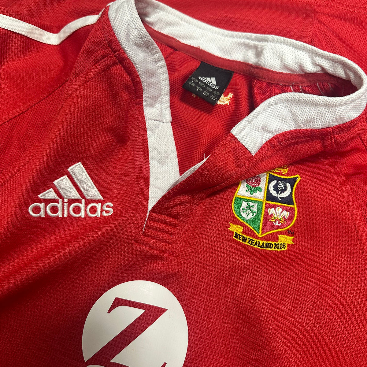 2005 British & Irish Lions Rugby Home Shirt Pro Version [Excellent] L — Looking after your British & Irish Lions Home jersey | The Vault