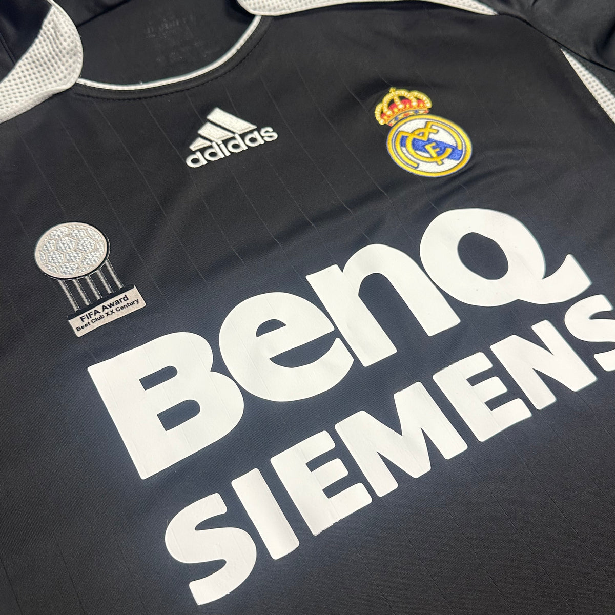 2006-07 Real Madrid Away Shirt Ronaldo 9 [Excellent] M — Looking after your Real Madrid Away jersey | The Vault