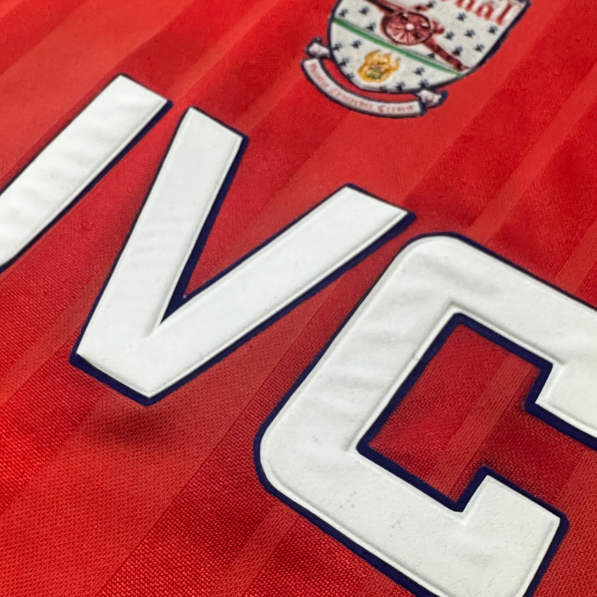 1992-94 Arsenal Home Shirt Wright 8 [Excellent] S — Looking after your Arsenal Home jersey | The Vault