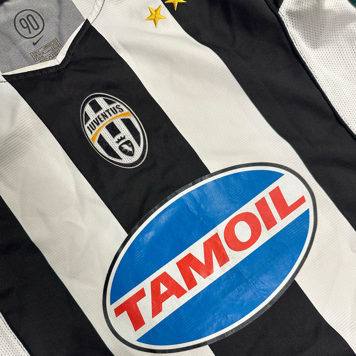 2004-05 Juventus Home Shirt Tamoil Sponsor [Excellent] S — Looking after your Juventus Home jersey | The Vault