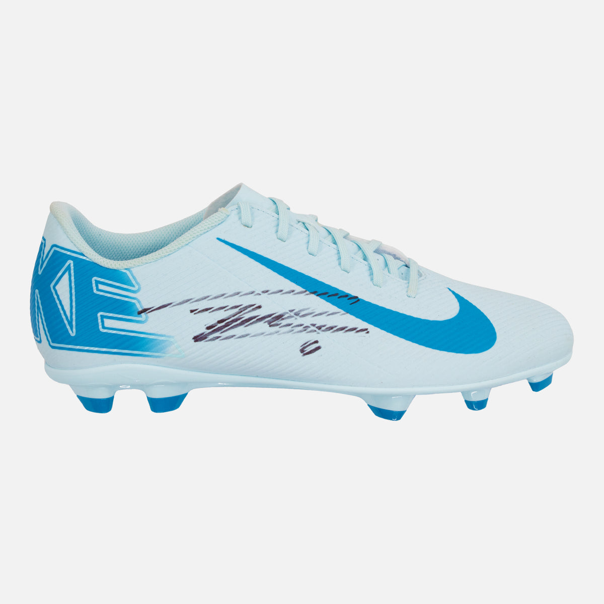 Lisandro Martinez Signed Football Boot Nike Manchester United [Right] — Showcase and protect your signed Martinez football boot | The Vault