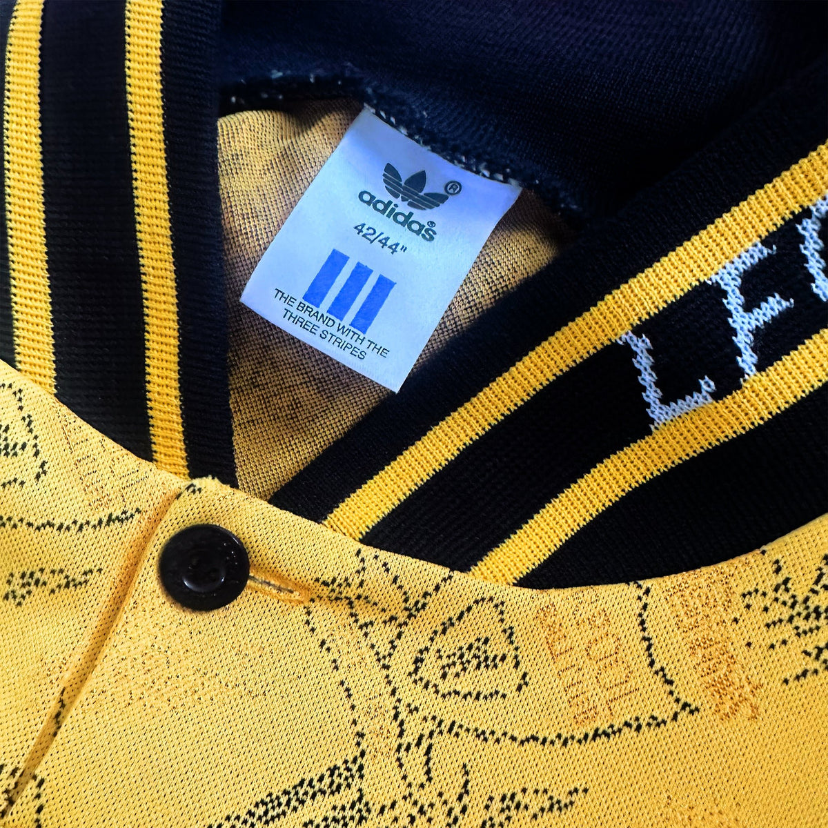 1995-96 Liverpool Third away Shirt [Perfect] XL — Looking after your Liverpool Third jersey | The Vault