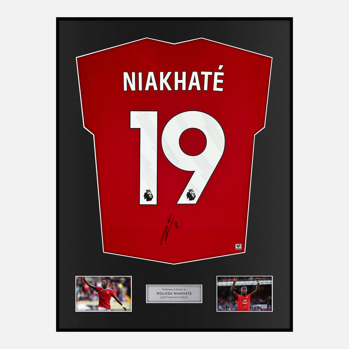 Framed Moussa Niakhaté Signed Nottingham Forest Shirt Home Red [Classic] — Verified autograph with NFC and certificate | The Vault