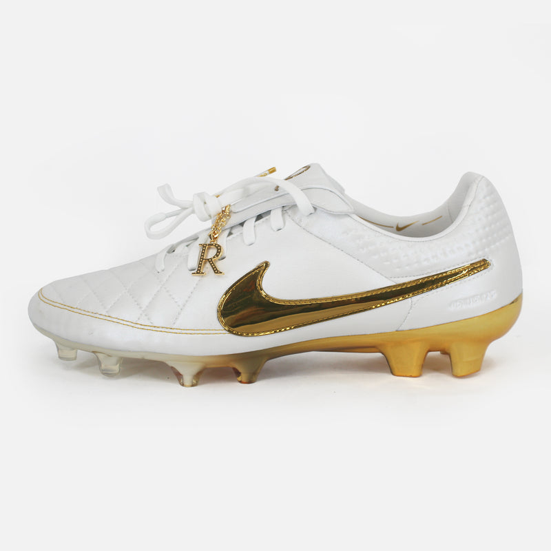 Nike Tiempo Legend Ronaldinho Elite Boots FG | White/Gold