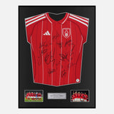Framed Squad Signed Nottingham Forest Shirt 2025-26 Home [Classic]