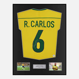 Framed Roberto Carlos Signed Brazil Shirt 1998-00 Home [Classic]