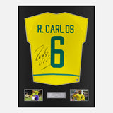 Framed Roberto Carlos Signed Brazil Shirt 2002-04 Home [Modern]