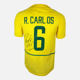 Framed Roberto Carlos Signed Brazil Shirt 2002-04 Home [Modern]