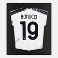 Framed Bonucci Signed Shirt, Juventus Home [Lite]