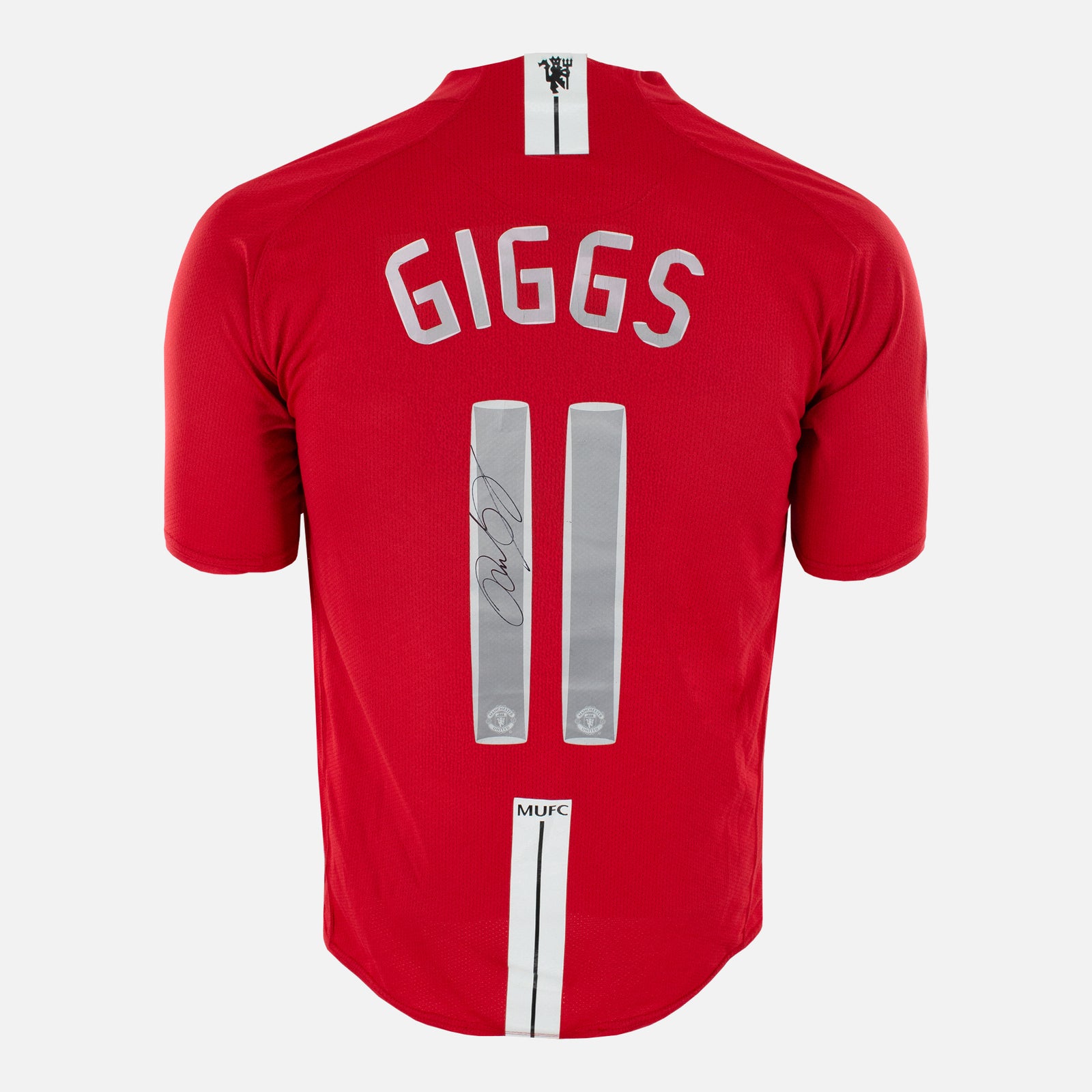 Ryan Giggs Signed Manchester United Shirt | Vault Verified