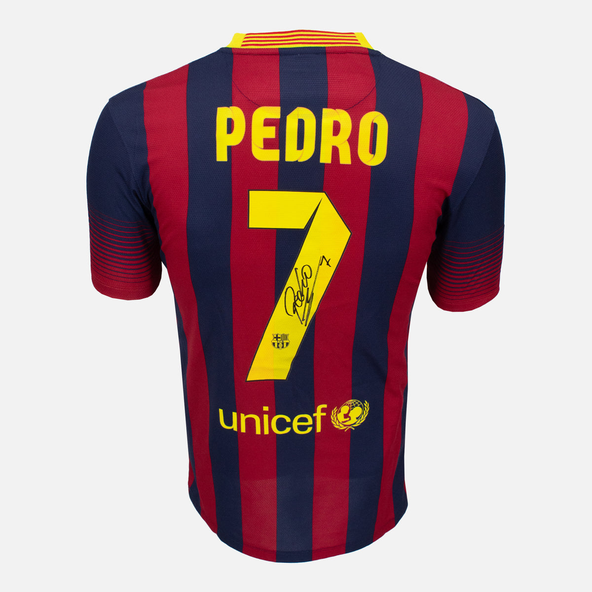 Pedro Signed Barcelona Shirt 2013-14 Home [7] — Barcelona signed shirt from the 2013 to 2014 season | The Vault