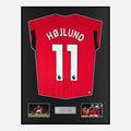 Framed Rasmus Hojlund Signed Manchester United Shirt Home 2023-24 [Classic]