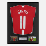 Framed Ryan Giggs Signed Manchester United Shirt 2008 Final [Classic]