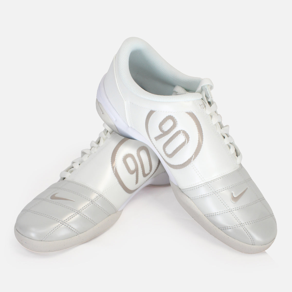 Nike Total 90 Indoor Football Boots White/Silver IC [New] — Nike football boots, indoor court [ic] | The Vault